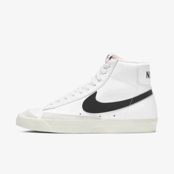 NIKE BLAZER